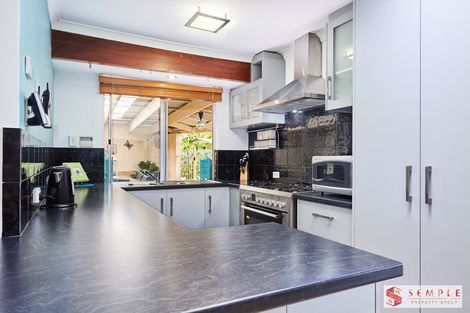 Property photo of 12 Kestrel Way Yangebup WA 6164