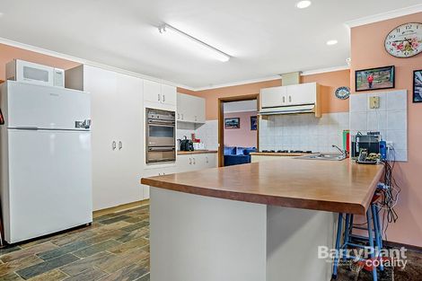 Property photo of 6 McMurray Crescent Hoppers Crossing VIC 3029