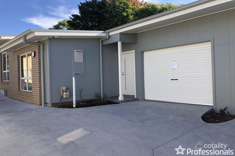 2/1 Burr Ave, Nowra, NSW 2541