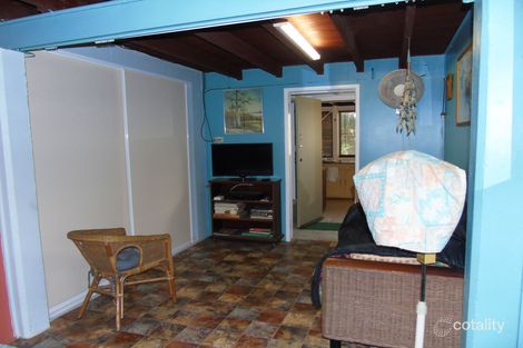 Property photo of 42 Marlborough Street Ooralea QLD 4740