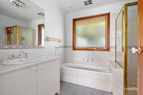 Property photo of 59 White Avenue Romsey VIC 3434