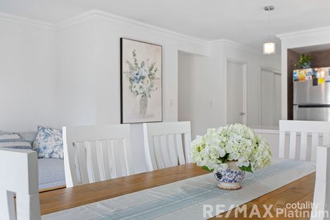 Property photo of 4 Gwenyth Court Narangba QLD 4504