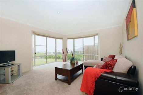 Property photo of 19 Kalimna Drive Highfields QLD 4352