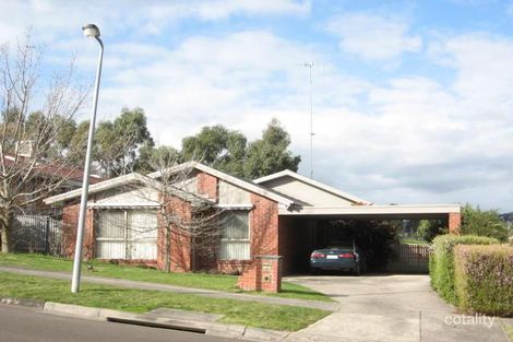 Property photo of 17 Michael Court Berwick VIC 3806