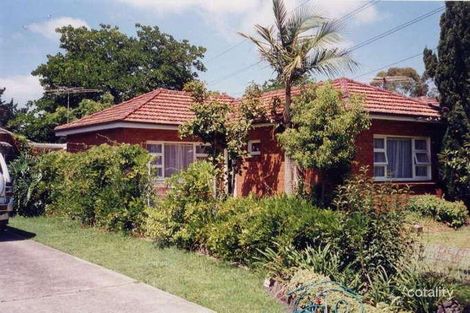 14 Tennyson Rd, Greenacre, NSW 2190