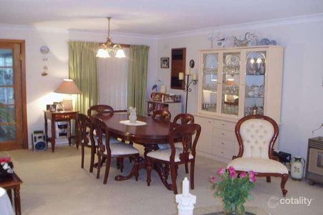 Property photo of 16 Huron Crescent Lake Albert NSW 2650