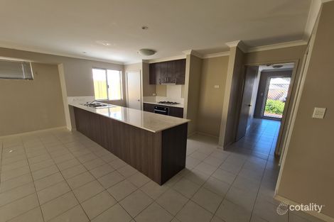 Property photo of 6 Gold Ridge Wannanup WA 6210