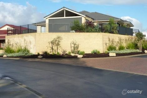 Property photo of 1 Arnold Link Australind WA 6233