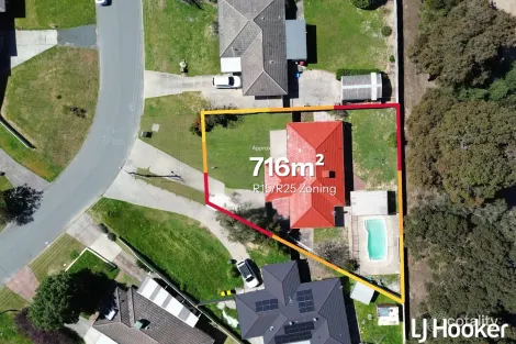 Property photo of 24 Brumby Place Armadale WA 6112