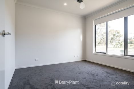 Property photo of 30 Whites Road Mount Duneed VIC 3217