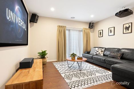 Property photo of 24 Mercury Circuit South Morang VIC 3752