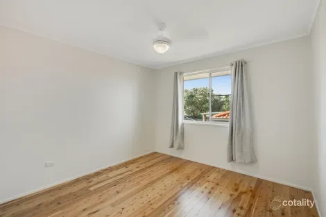 Property photo of 43 Knockator Crescent Centenary Heights QLD 4350
