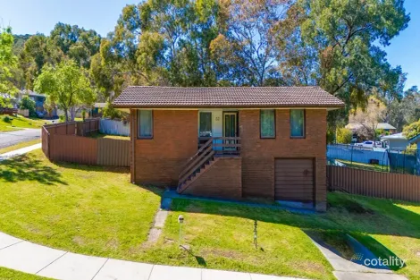 Property photo of 33 Hibiscus Crescent West Albury NSW 2640