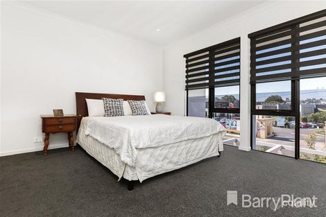 Property photo of 37 Villa Road Springvale VIC 3171