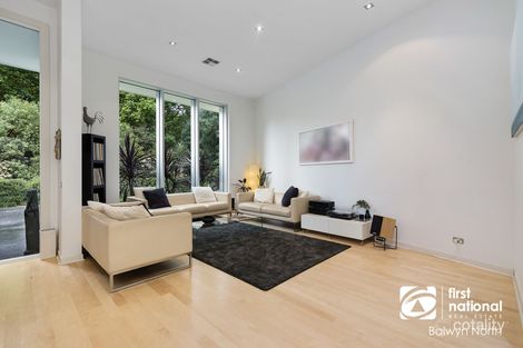Property photo of 2/57 Orchard Crescent Mont Albert North VIC 3129