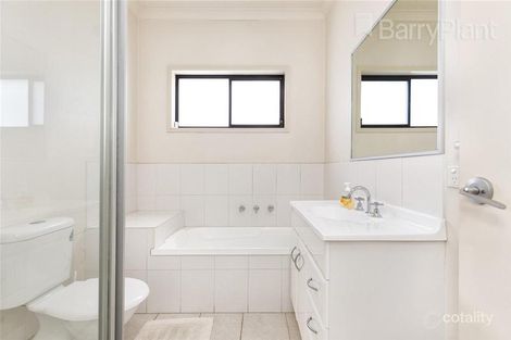 Property photo of 4/5-7 Margaret Crescent Dandenong VIC 3175