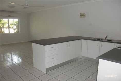 Property photo of 3/354 McCoombe Street Mooroobool QLD 4870