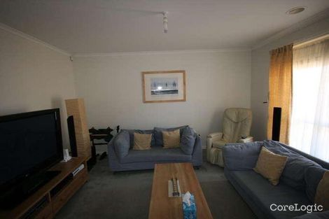 Property photo of 20 Mossbury Court Taylors Hill VIC 3037