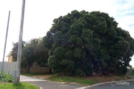 8 Coles Pl, Yanchep, WA 6035