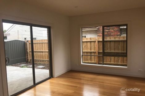 Property photo of 2/131 Middleborough Road Box Hill South VIC 3128