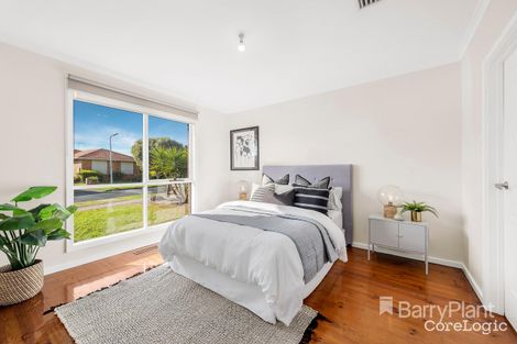 Property photo of 23 Charlotte Road Mill Park VIC 3082