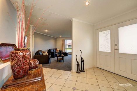 Property photo of 6 Leon Place Coral Cove QLD 4670