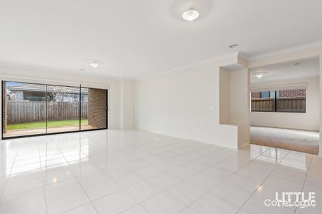 Property photo of 12 Muscovy Way Werribee VIC 3030