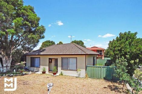 Property photo of 1/11 Central Avenue Oak Flats NSW 2529