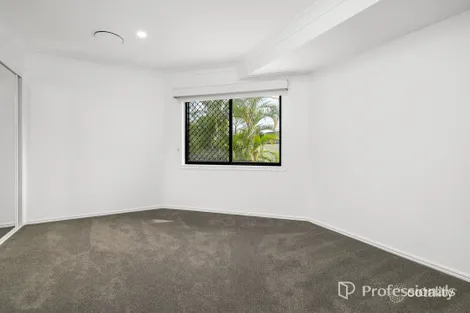 Property photo of 8 Aries Court Bridgeman Downs QLD 4035
