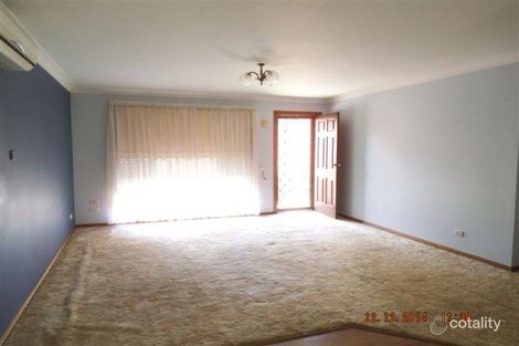 Property photo of 2/28 Harrington Street Elderslie NSW 2570