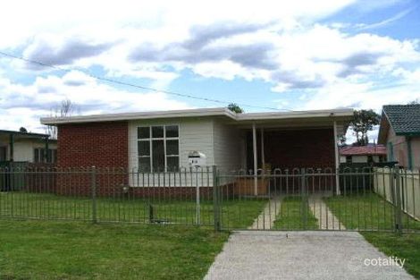 19 Quiberon St, Nowra, NSW 2541