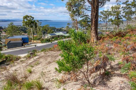 Property photo of 99 Tingira Road Blackmans Bay TAS 7052