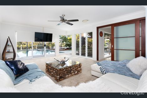 Property photo of 32 Serenity Boulevard Helensvale QLD 4212
