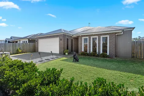 Property photo of 15 Madonna Circuit Middle Ridge QLD 4350
