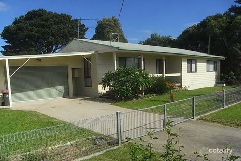 Property photo of 3 Barton Parade Tomakin NSW 2537