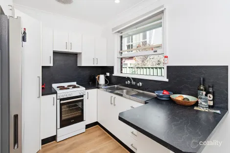 Property photo of 3/10 Beach Drive Woonona NSW 2517