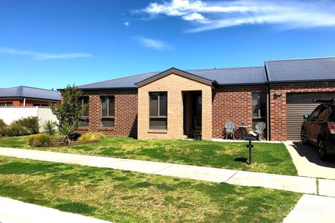 8 Hunter St, West Wodonga, VIC 3690