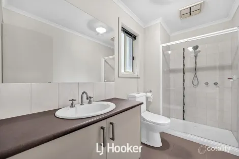 Property photo of 47 Banfield Place Lyndhurst VIC 3975