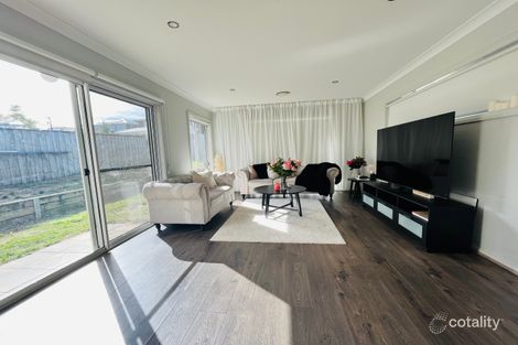 Property photo of 33 Brinsley Avenue Tallawong NSW 2762