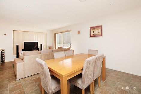 Property photo of 4/14 Toolagal Place Jerrabomberra NSW 2619