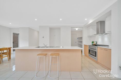 Property photo of 104 Bondi Parade Point Cook VIC 3030