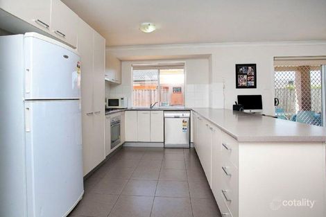 Property photo of 12 Katrine Place Deer Park VIC 3023