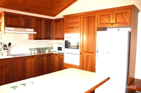 Property photo of 22 The Foredeck Manyana NSW 2539