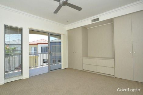 Property photo of John Lund Drive Hope Island QLD 4212