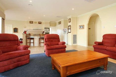 Property photo of 16 Peppermint Court Rosebud VIC 3939