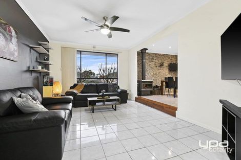Property photo of 22 Opie Road Deer Park VIC 3023