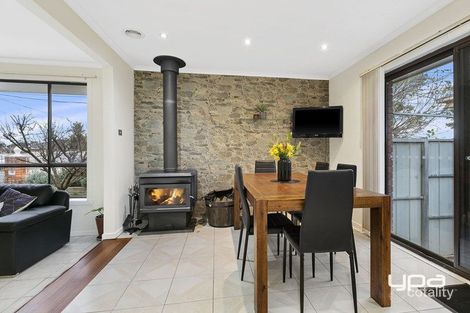 Property photo of 22 Opie Road Deer Park VIC 3023