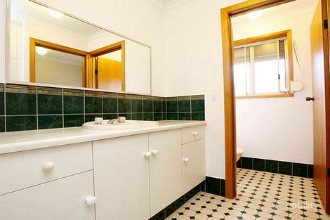 Property photo of 10 Scales Avenue Pooraka SA 5095