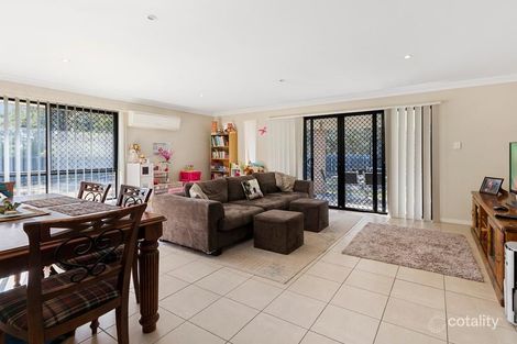Property photo of 11 Piccadilly Deebing Heights QLD 4306
