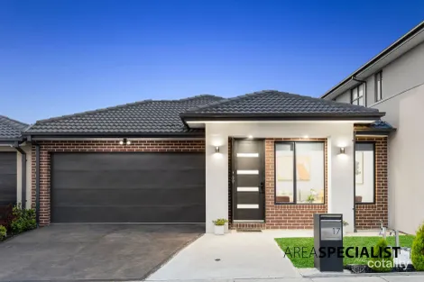 17 Whispering Way, Clyde North, VIC 3978